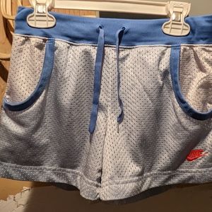 Girls Nike athletic shorts size medium